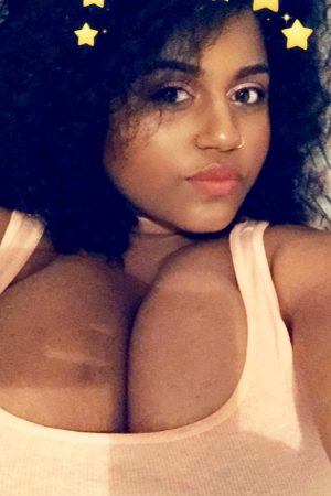 Vanessa - rencontre-Black-Rennes
