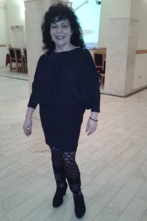 Nouvelle à Nantes, cherche compagnon de nuit Eliane - rencontre-Cougar-Nantes