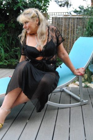 Dimanche soir, j’ai envie de… voir Mireille - rencontre-Cougar-Nîmes