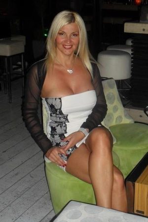 Prête à papoter cul ? Elisabeth - rencontre-Milf-Brest