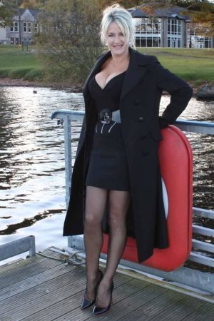 Alizée - rencontre-Milf-Asnières-sur-Seine