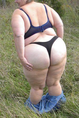 Chloé/35 ans cherche un partenaire amusant Chloé - rencontre-Ronde-Caen