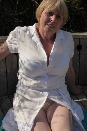 Louisa - rencontre-Cougar-Clermont-Ferrand