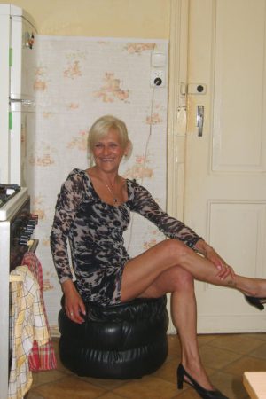 Fabienne - rencontre-Cougar-Saint-Herblain