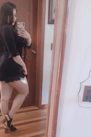 Sarah - rencontre-Milf-Laval